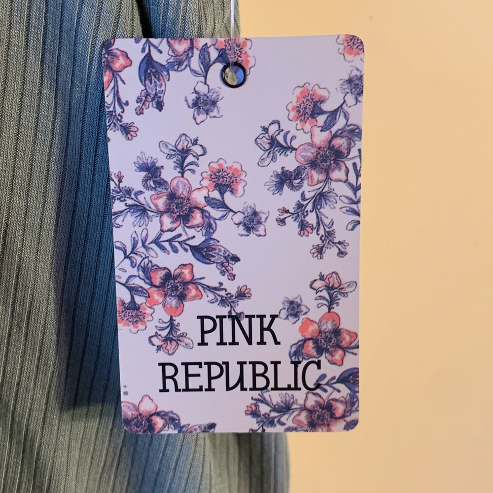 Pink Republic | Smokey Sage Knotted Top | XXL - Picture 5 of 7